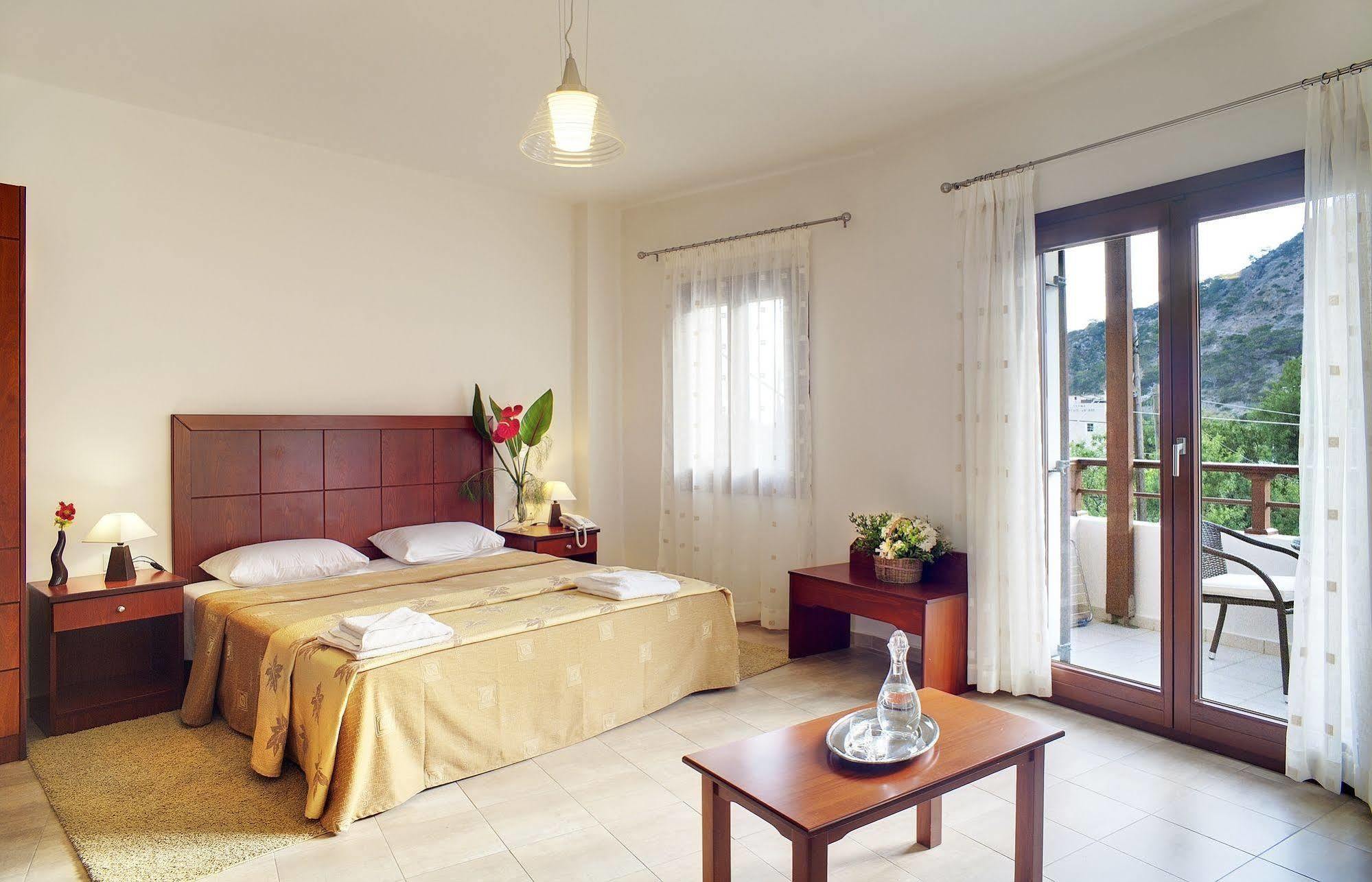 Syia Hotel Soúgia Ngoại thất bức ảnh