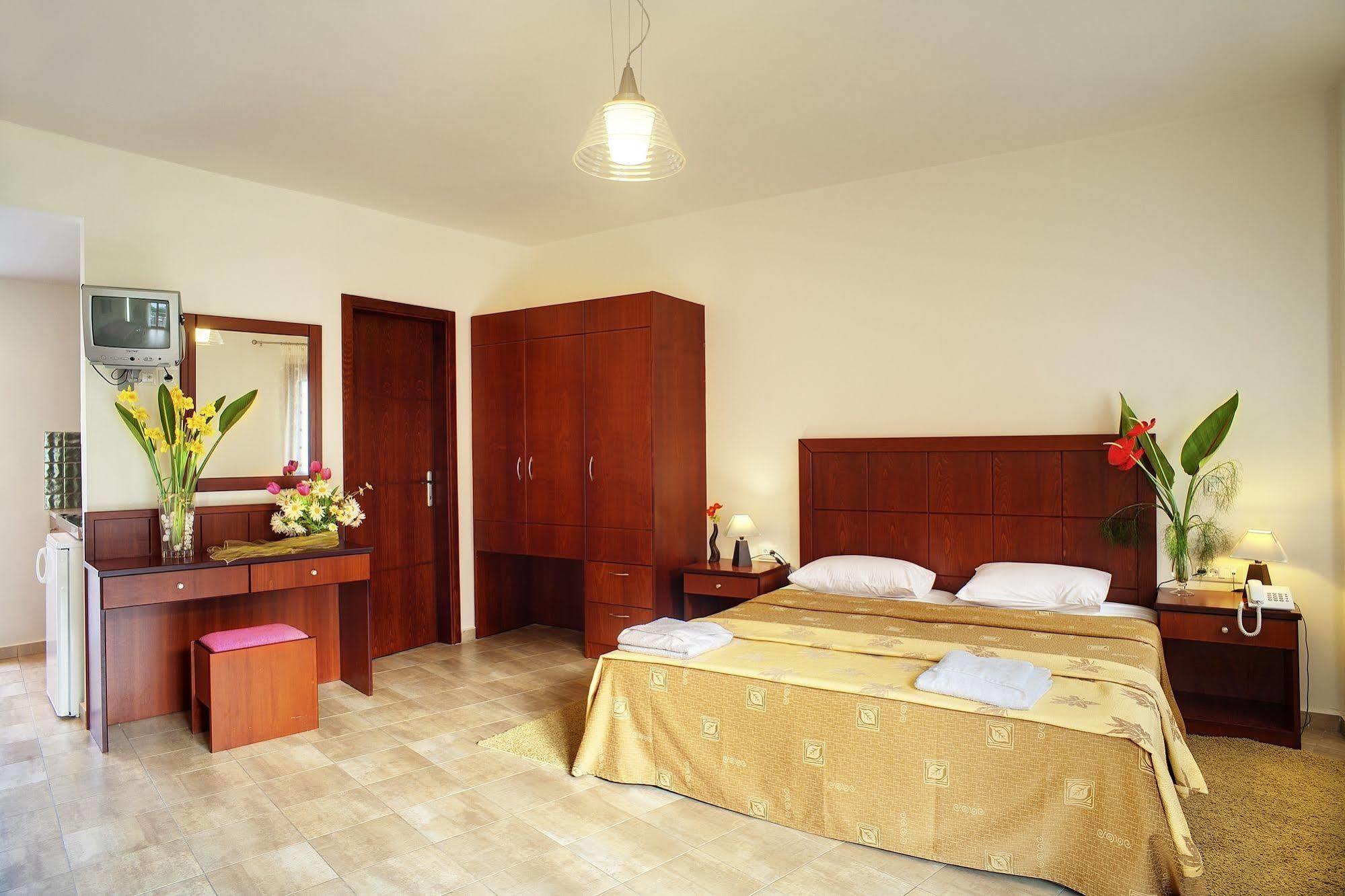 Syia Hotel Soúgia Ngoại thất bức ảnh
